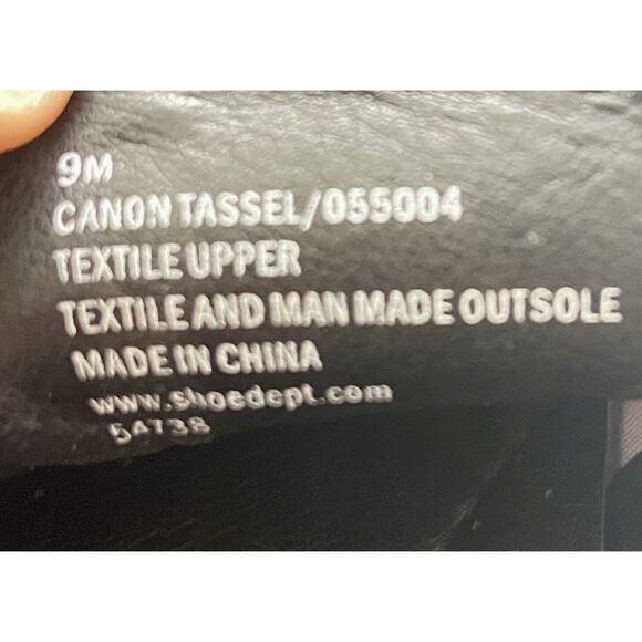 NEW Van Heusen Men's Plain Toe Tassel Slip-On Loafer Black Size 9M NWT - Picture 2 of 9